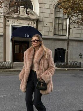 SAGA FOX Real Fur Coat Rare Color Pink Beige Jacket Fluffy (US M)
